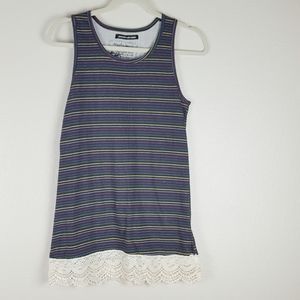 Prendre Un Canon Sleeveless Striped Top with Lace